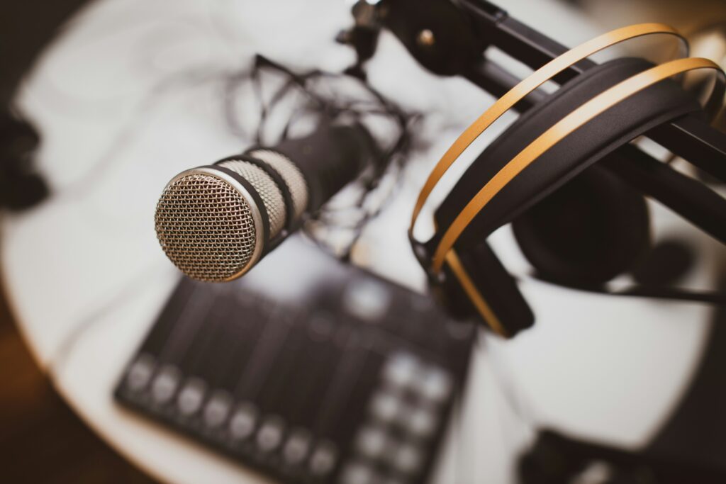 Jakie cele może realizować podcast?